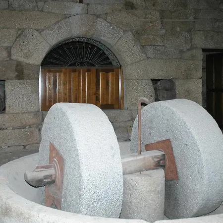 Casa Dos Lagares De Vara E Pedra *