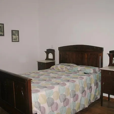 Casa Dos Lagares De Vara E Pedra