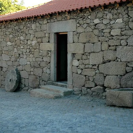Country house Casa Dos Lagares De Vara E Pedra Vila Flor