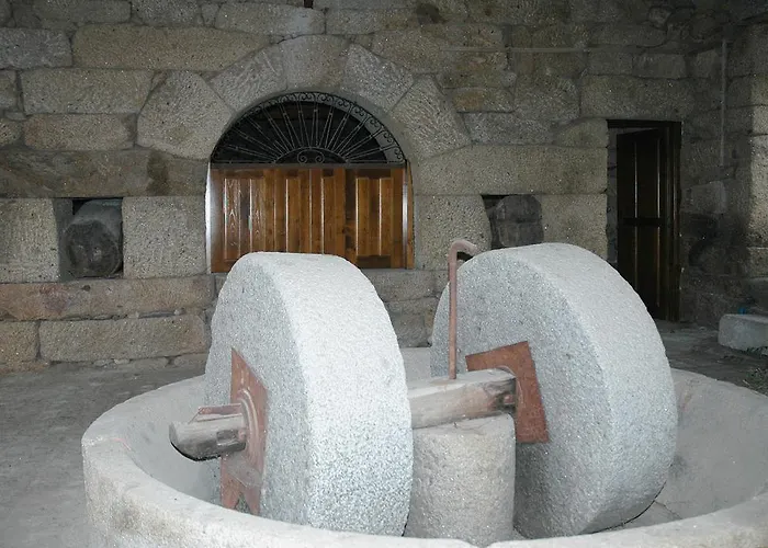 Casa Dos Lagares De Vara E Pedra *