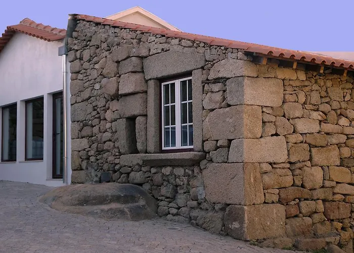 Casa Dos Lagares De Vara E Pedra